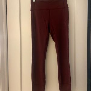 lululemon leggings, maroon, size 4